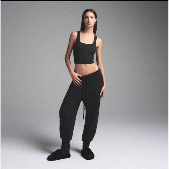 SKIMS Pants - SKIMS Cozy Pants onyx